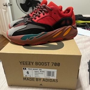 Yeezy Boost 700